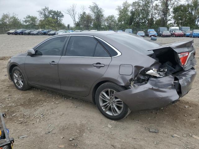 4T1BF1FK6GU527061 - 2016 TOYOTA CAMRY LE GRAY photo 2