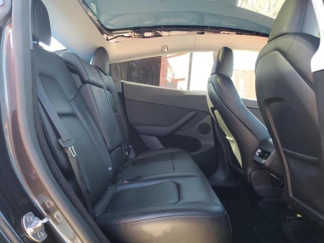 7SAYGDED2SF245519 - 2025 TESLA MODEL Y GRAY photo 11