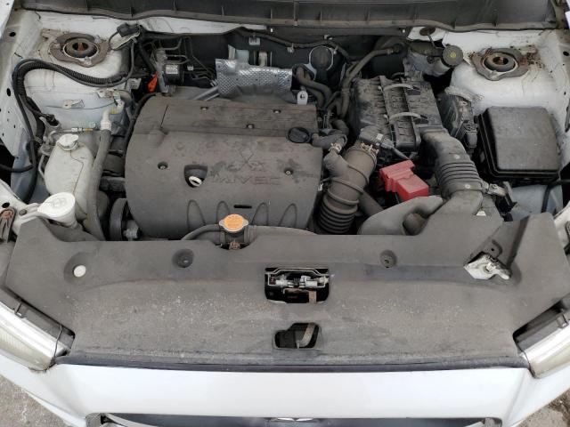 JA4AP3AU3BZ017886 - 2011 MITSUBISHI OUTLANDER ES WHITE photo 12