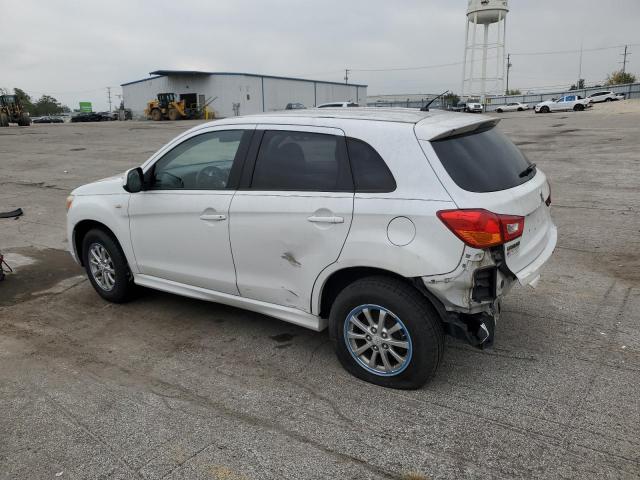 JA4AP3AU3BZ017886 - 2011 MITSUBISHI OUTLANDER ES WHITE photo 2