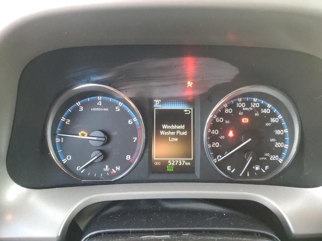 2T3ZFREV7JW497365 - 2018 TOYOTA RAV4 LE رمادي صورة 9