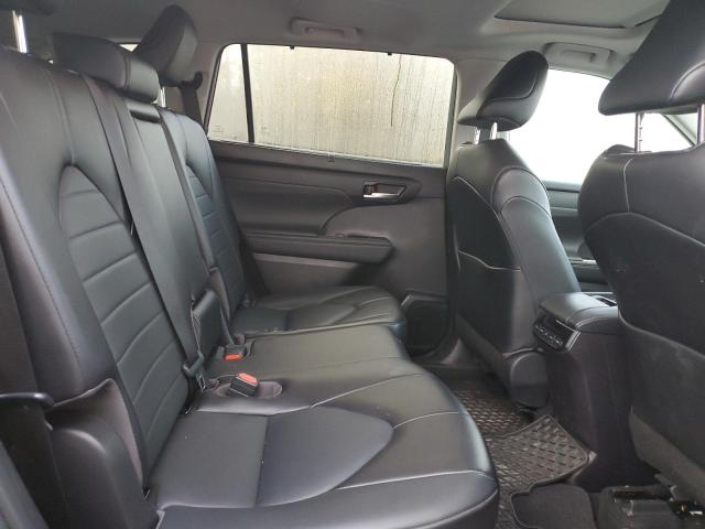 5TDGZRBH1NS562277 - 2022 TOYOTA HIGHLANDER XLE 红色 照片 11