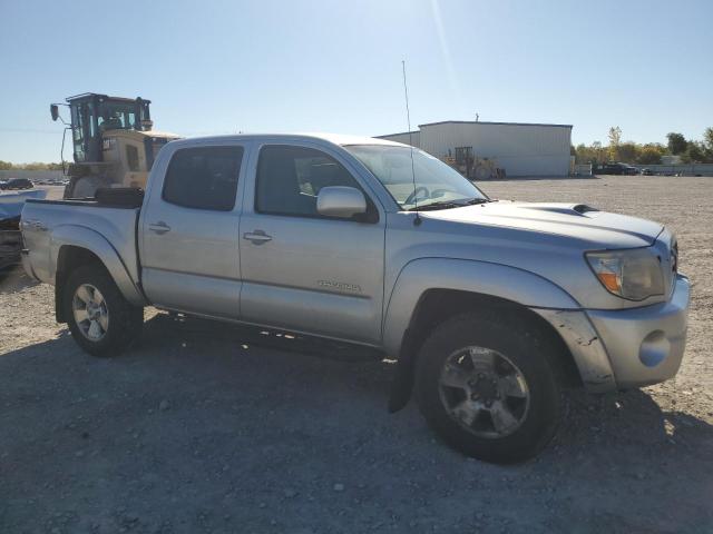 3TMLU42N89M031394 - 2009 TOYOTA TACOMA DOUBLE CAB ვერცხლისფერი ფოტო 4