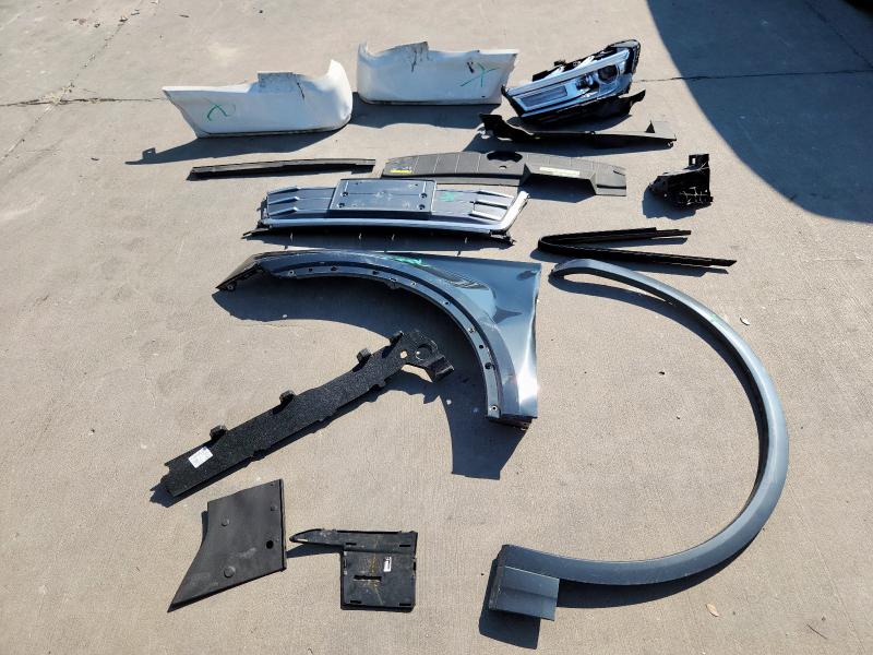 WA1ANAFY3J2049847 - 2018 AUDI Q5 PREMIUM Boz foto 13