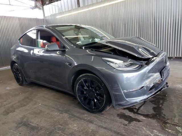 7SAYGDEE9NF513074 - 2022 TESLA MODEL Y GRAY photo 4