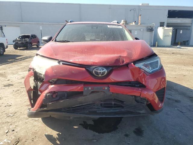 JTMZFREV3HJ128270 - 2017 TOYOTA RAV4 LE RED photo 5