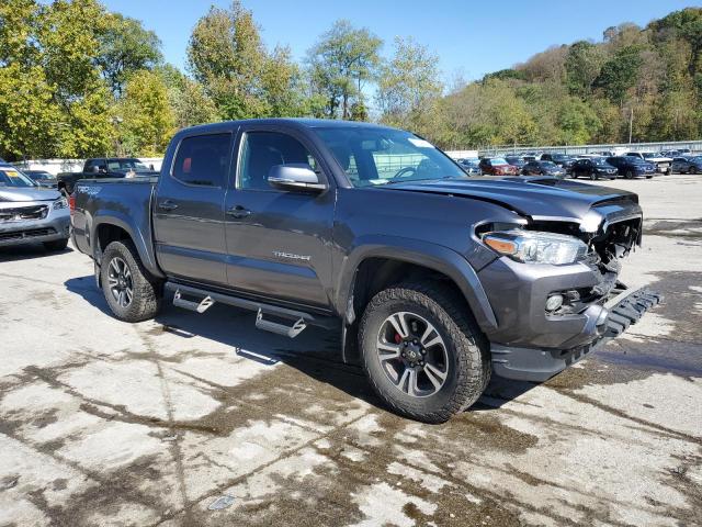 5TFCZ5AN0HX067369 - 2017 TOYOTA TACOMA DOUBLE CAB 灰色 照片 4
