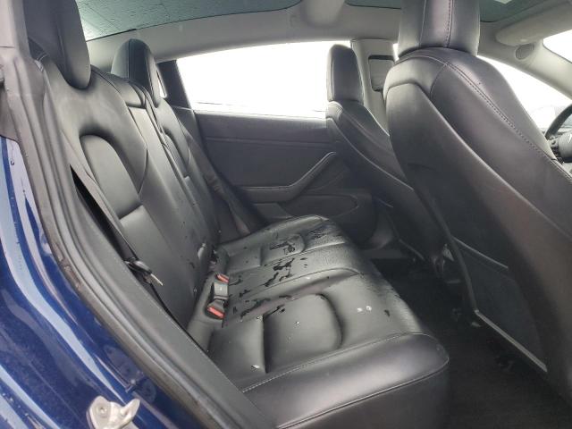 5YJ3E1EA5JF076421 - 2018 TESLA MODEL 3 ლურჯი ფოტო 10