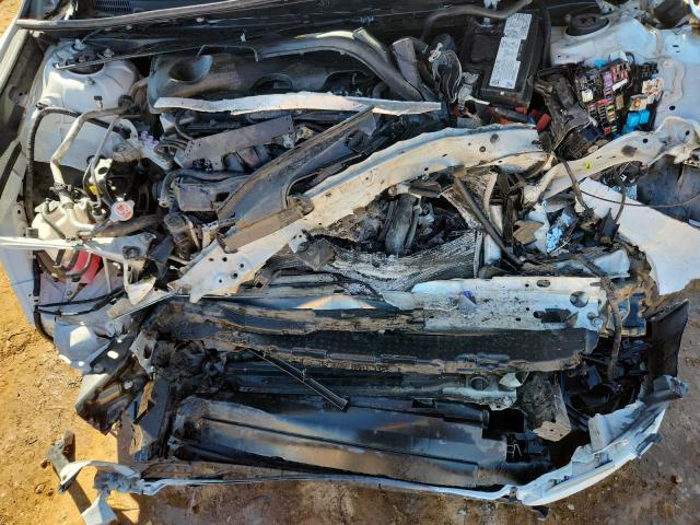 4T1C11AK4MU556774 - 2021 TOYOTA CAMRY LE WHITE photo 11
