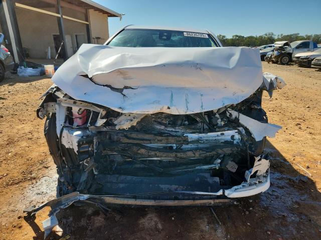 4T1C11AK4MU556774 - 2021 TOYOTA CAMRY LE WHITE photo 5