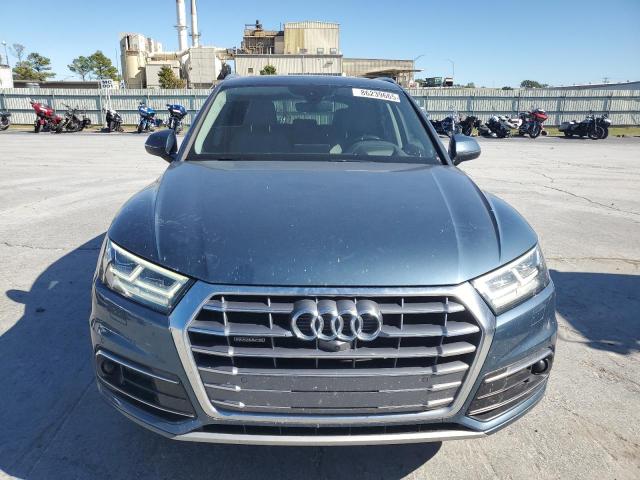 WA1CNAFY1J2144027 - 2018 AUDI Q5 PRESTIGE BLUE photo 5