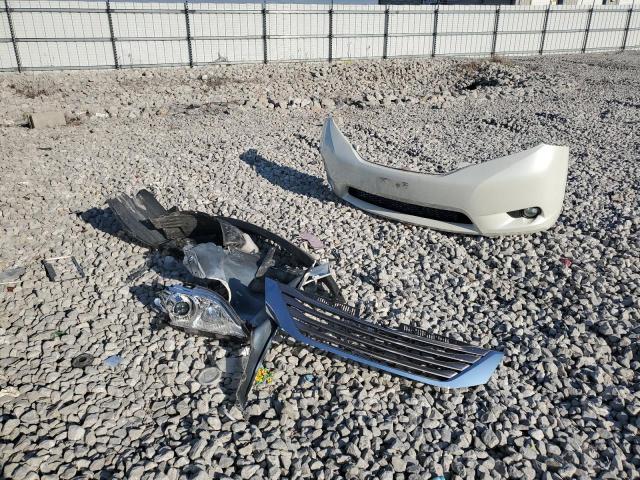 5TDYK3DC0GS763419 - 2016 TOYOTA SIENNA XLE 白色 照片 13