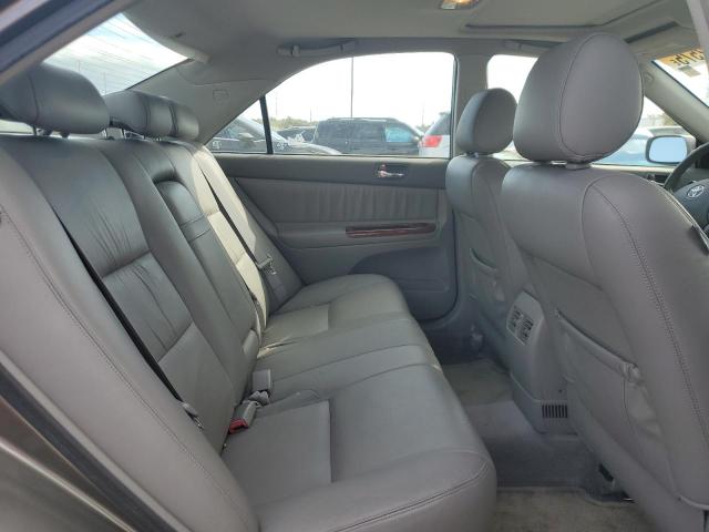 JTDBF30K250163783 - 2005 TOYOTA CAMRY LE GRAY photo 10