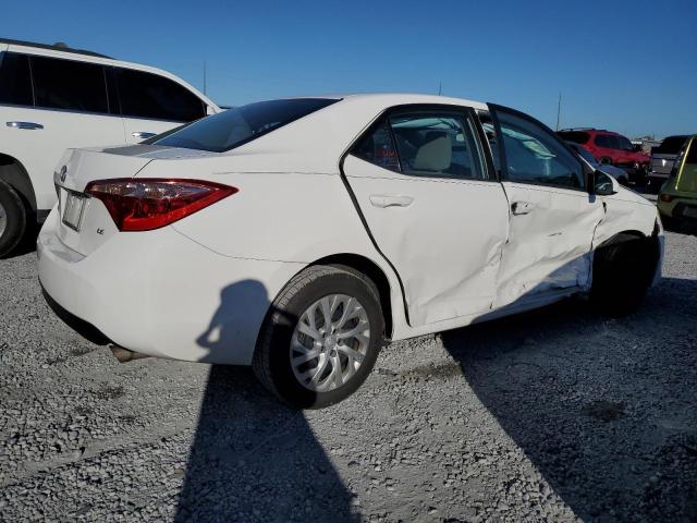 2T1BURHEXJC041955 - 2018 TOYOTA COROLLA L WHITE photo 3