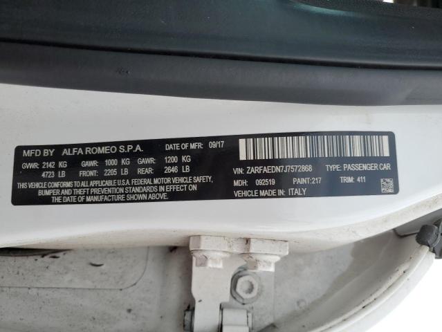 ZARFAEDN7J7572868 - 2018 ALFA ROMEO GIULIA Q4 თეთრი ფოტო 12