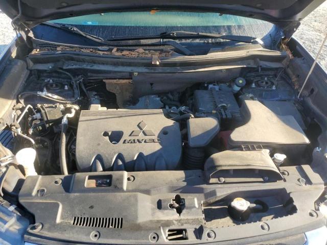 JA4AD3A39JZ026493 - 2018 MITSUBISHI OUTLANDER SE BLUE photo 11