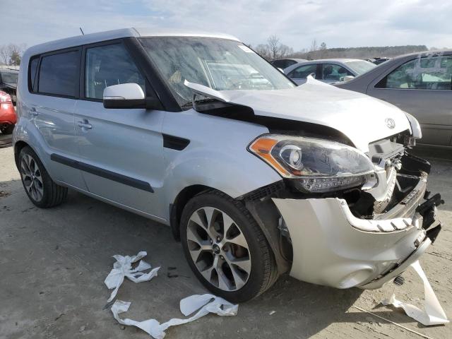 KNDJT2A69D7770897 - 2013 KIA SOUL + SILVER photo 4