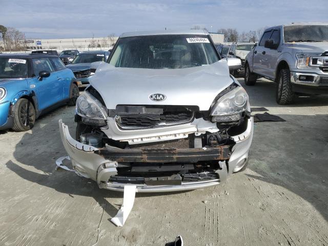 KNDJT2A69D7770897 - 2013 KIA SOUL + SILVER photo 5