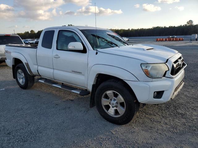 5TFTU4GN6FX080477 - 2015 TOYOTA TACOMA PRERUNNER ACCESS CAB WHITE photo 4