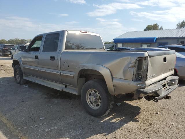 1GCHC23U52F108599 - 2002 CHEVROLET SILVERADO C2500 HEAVY DUTY TAN photo 2
