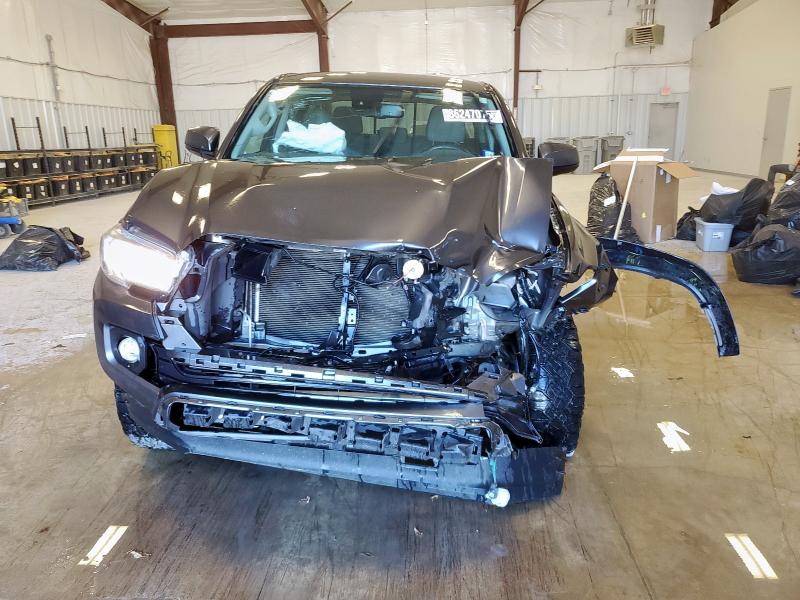 3TYAZ5CN1PT032336 - 2023 TOYOTA TACOMA DOUBLE CAB GRAY photo 5