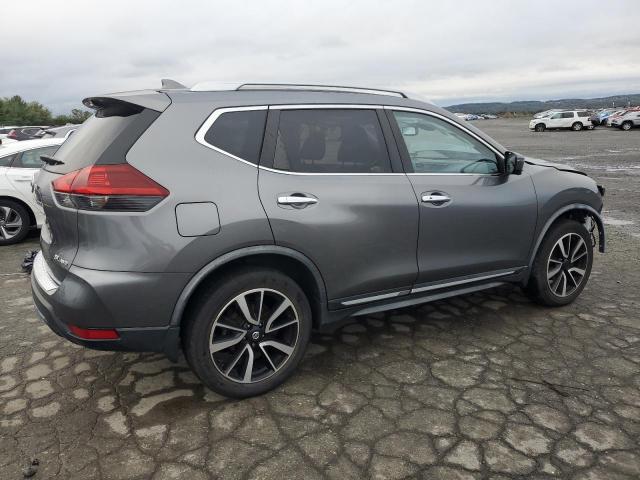 JN8AT2MVXJW328400 - 2018 NISSAN ROGUE S GRAY photo 3