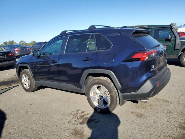 2T3P1RFV6MW238505 - 2021 TOYOTA RAV4 XLE BLUE photo 2