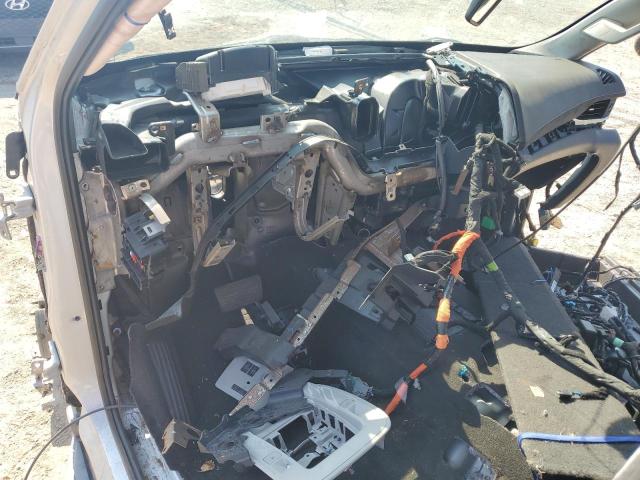 1GYS3BKJ0GR200393 - 2016 CADILLAC ESCALADE LUXURY Сріблястий фото 8