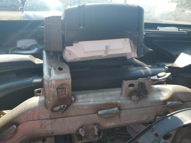 1GYS3BKJ0GR200393 - 2016 CADILLAC ESCALADE LUXURY Сріблястий фото 9