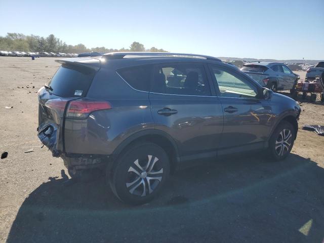 JTMZFREV0HJ128761 - 2017 TOYOTA RAV4 LE GRAY photo 3