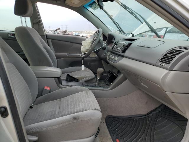 4T1BE32K05U070426 - 2005 TOYOTA CAMRY LE SILVER photo 7
