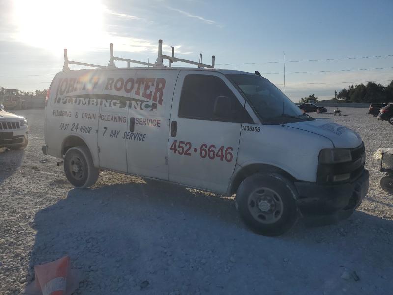 1GCWGAF72N1237980 - 2022 CHEVROLET EXPRESS WHITE photo 4