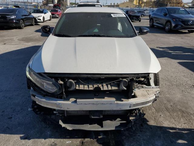 1HGCV1F37JA050400 - 2018 HONDA ACCORD SPORT Blanc photo 5