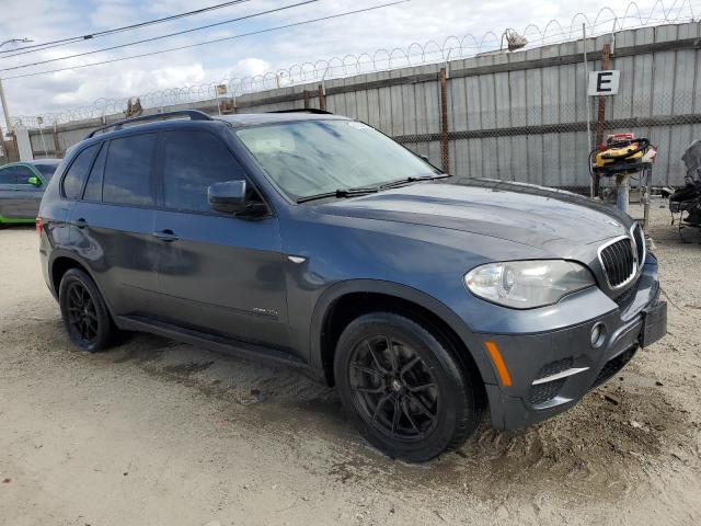 5UXZV4C59D0B21835 - 2013 BMW X5 XDRIVE35I GRAY photo 4
