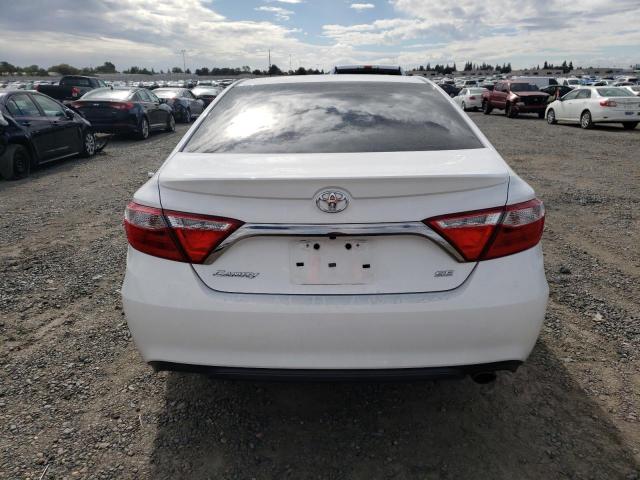4T1BF1FK2HU787135 - 2017 TOYOTA CAMRY LE WHITE photo 6
