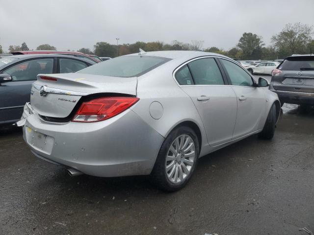 W04GW5EV6B1090227 - 2011 BUICK REGAL CXL SILVER photo 3
