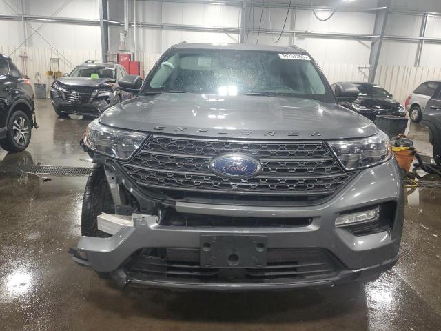 1FMSK8DH0MGA49323 - 2021 FORD EXPLORER XLT 灰色 照片 5