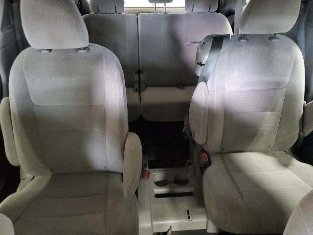 5TDKK3DC6FS560930 - 2015 TOYOTA SIENNA LE ბურგუნდია ფოტო 10