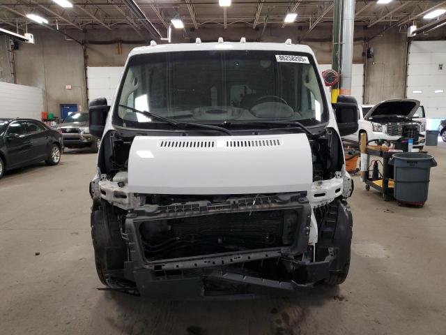 3C6TRVAG7JE103864 - 2018 RAM PROMASTER 1500 STANDARD Белый фото 5