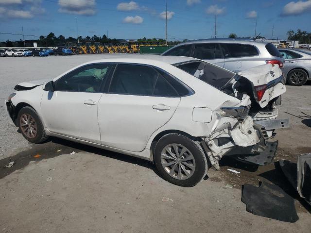 4T1BF1FK9HU736473 - 2017 TOYOTA CAMRY LE WHITE photo 2