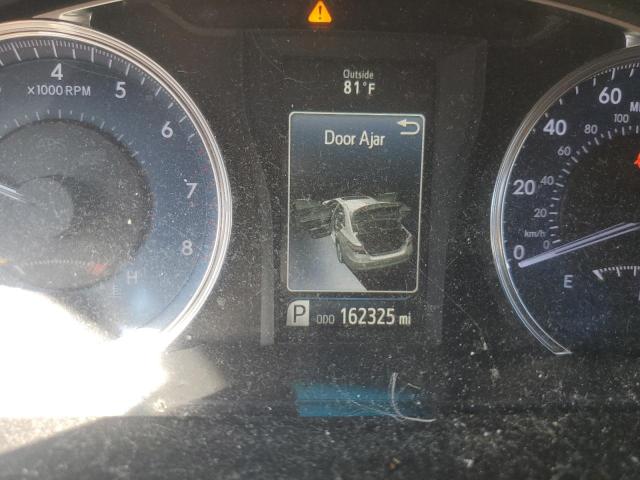 4T1BF1FK9HU736473 - 2017 TOYOTA CAMRY LE WHITE photo 9