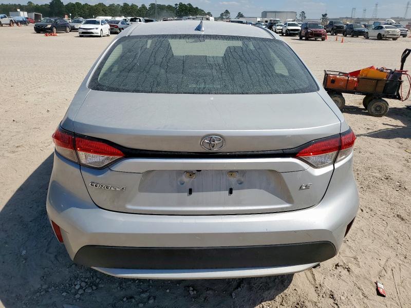 5YFEPMAE8NP363436 - 2022 TOYOTA COROLLA LE 银色 照片 6