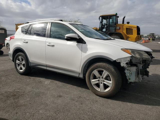 2T3WFREV2DW017983 - 2013 TOYOTA RAV4 XLE WHITE photo 4