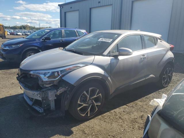 NMTKHMBX5KR101519 - 2019 TOYOTA C-HR XLE 银色 照片 1