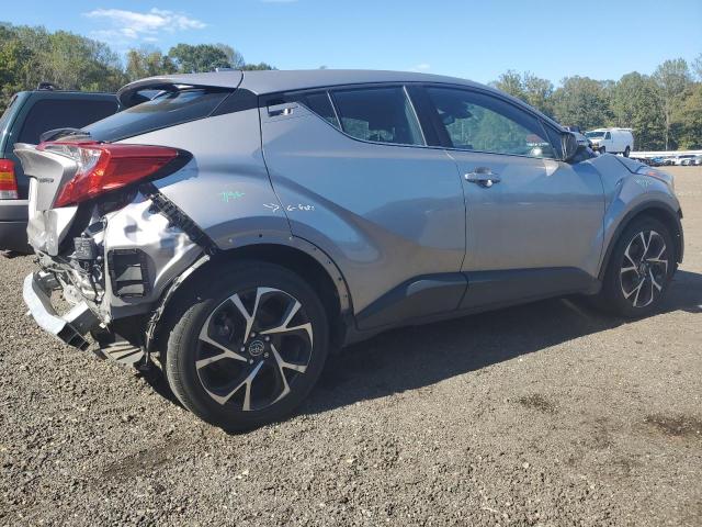 NMTKHMBX5KR101519 - 2019 TOYOTA C-HR XLE 银色 照片 3