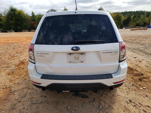 JF2SHADC0DH404307 - 2013 SUBARU FORESTER 2.5X PREMIUM 白色 照片 6