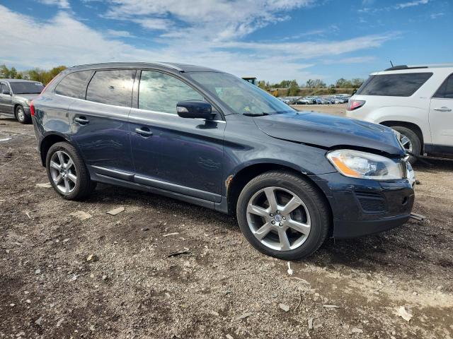 YV4902DZ5D2383775 - 2013 VOLVO XC60 T6 CHARCOAL photo 4