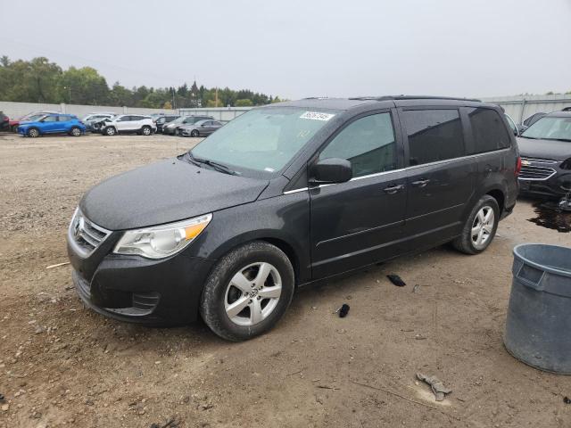 2011 VOLKSWAGEN ROUTAN SEL, 