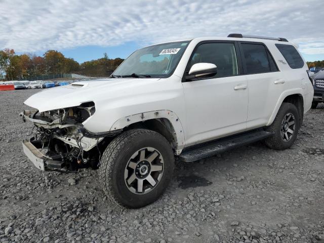 2017 TOYOTA 4RUNNER SR5/SR5 PREMIUM, 