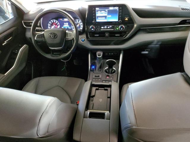 5TDGZRBH0MS533772 - 2021 TOYOTA HIGHLANDER XLE BLACK photo 8